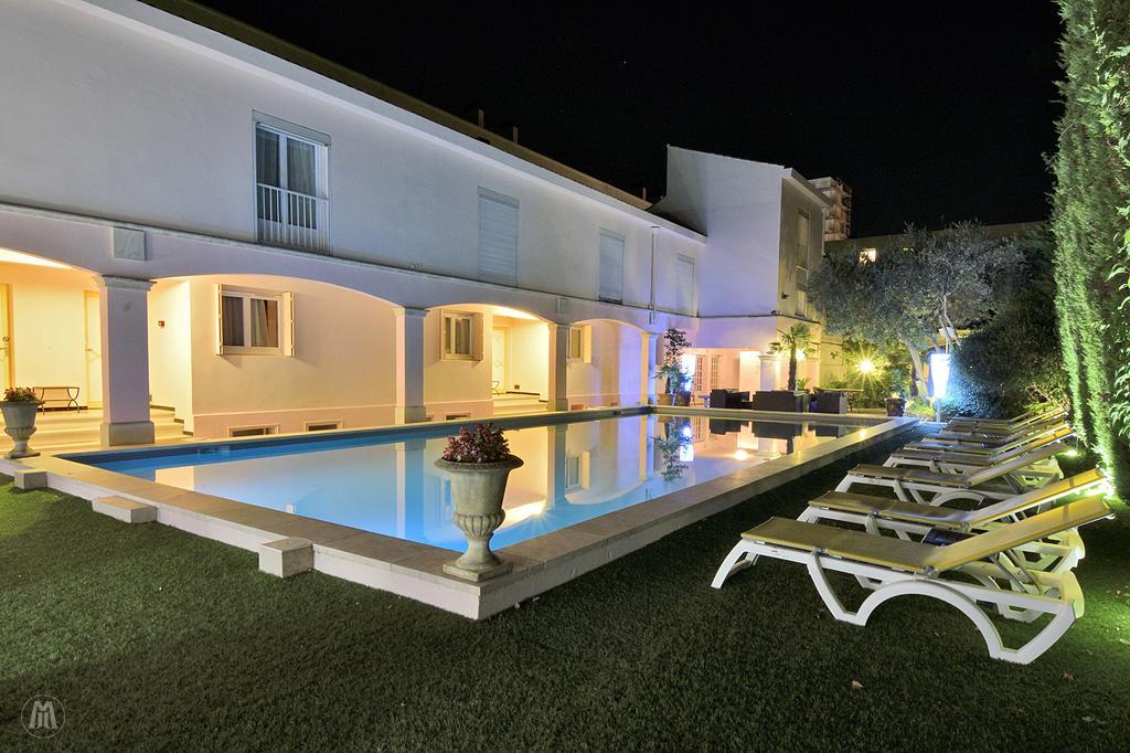 Hotel Mireille Arles Kültér fotó