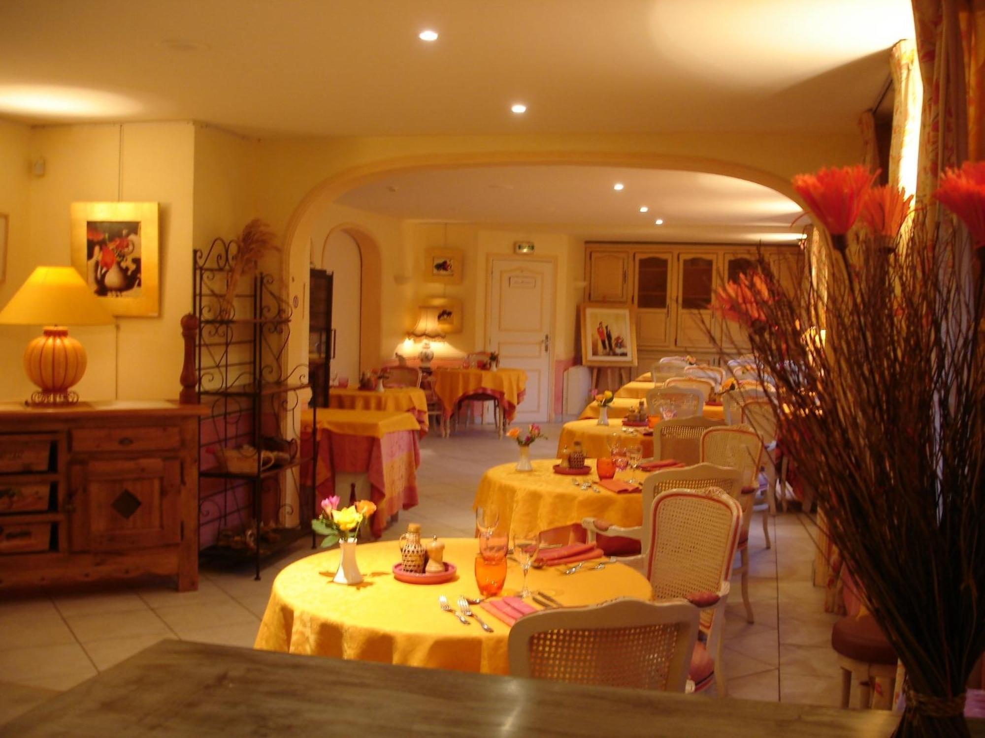 Hotel Mireille Arles Kültér fotó