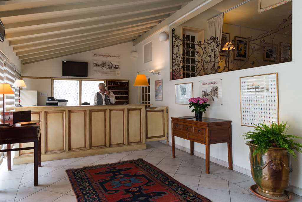 Hotel Mireille Arles Beltér fotó